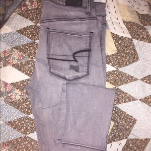 American Eagle Grey Hi-Rise Jegging/Jeans